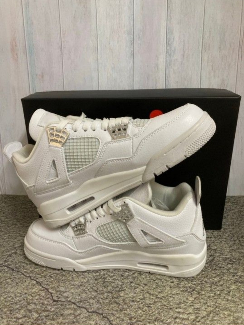 Jordan 4 Retro Pure Money. Size 11
